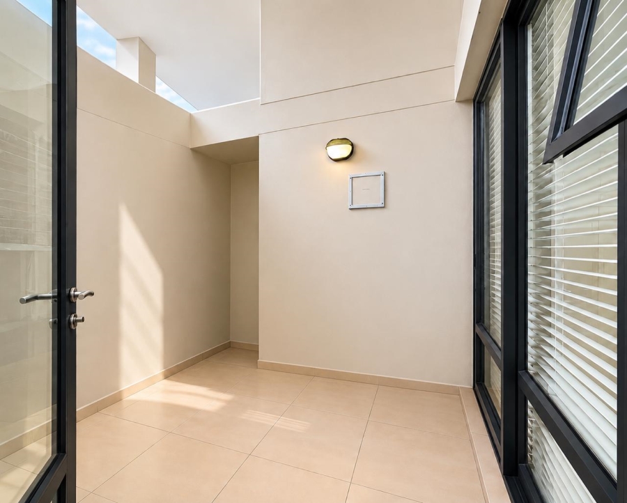 2 Bedroom Property for Sale in Gardens Western Cape